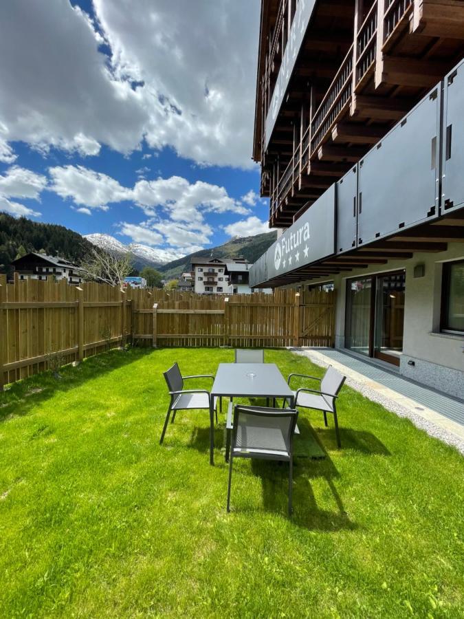 Nira Mountain Futura Apart-hotel