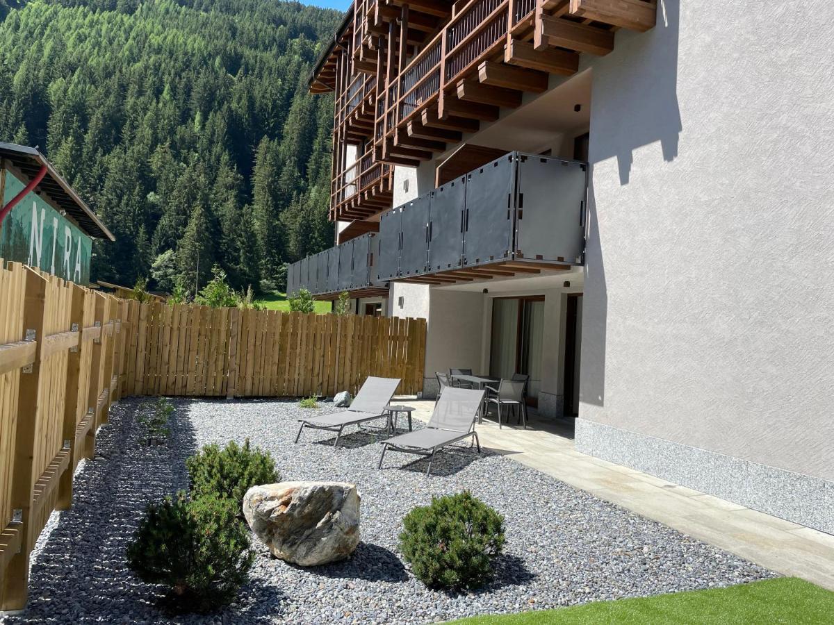 Nira Mountain Futura Apartahotel Pradelle